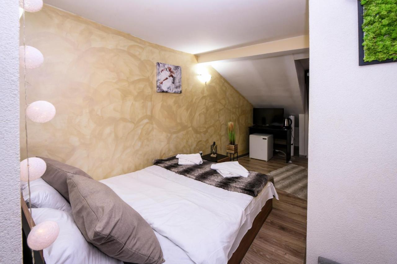 Family Hotel Ski Lift Hotel Bansko Esterno foto