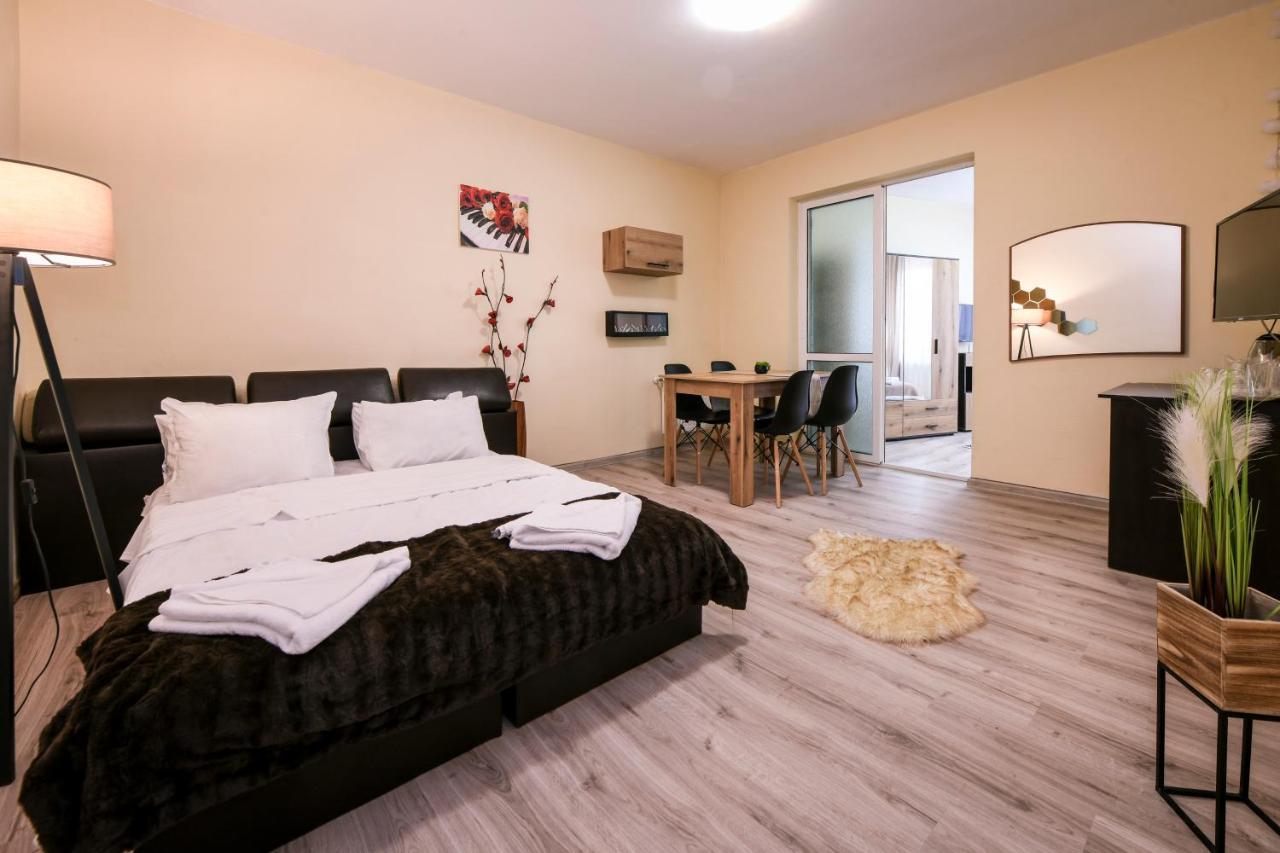 Family Hotel Ski Lift Hotel Bansko Esterno foto